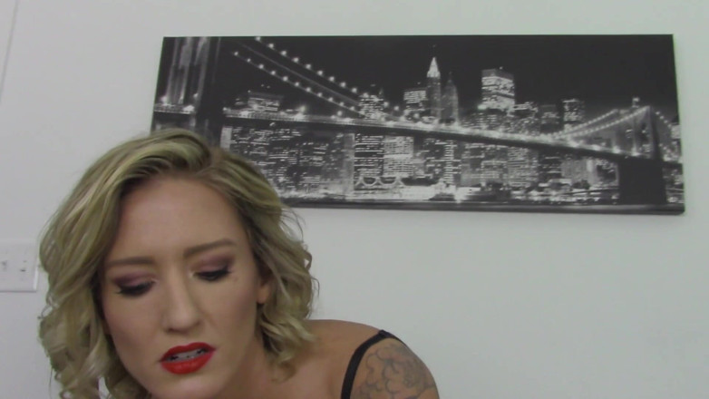 Fuzzy peach productions: Panny k narozeninám HJ W / Reagan Lush HD
