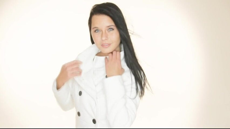 Watch4beauty: Casting Mia Manarote