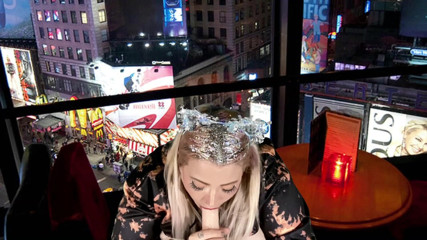 Porno angels: Sally's Sexy New Year's party