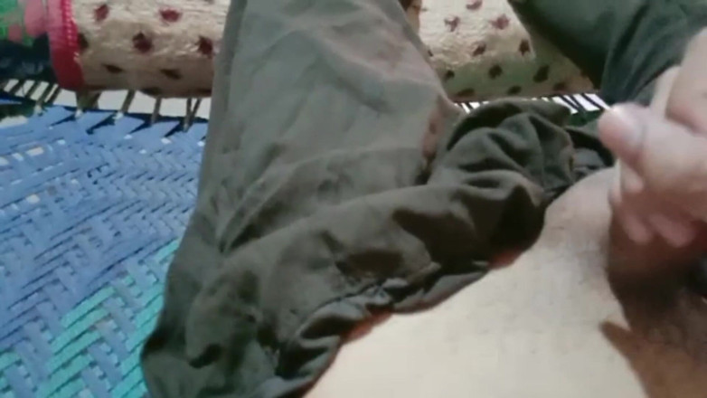 Desiboy gay: Hot Full Boy Desi Boy Handjob Pakistani Full White Boy...