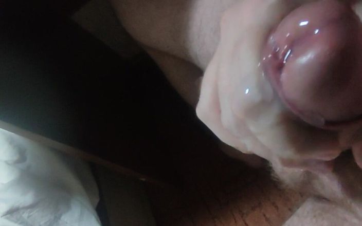 My dick fantasies: 撸管并射精
