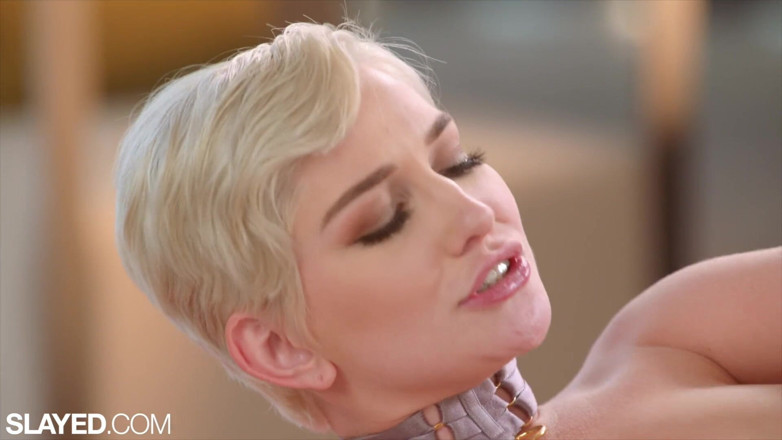 Slayed: Lesbian Slayed Freya Parker Tahu Cara Gape Sky Blue Naturally