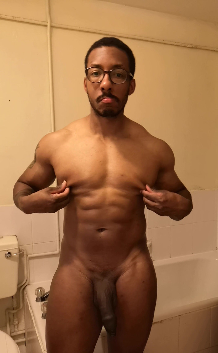 Amadeus: Mi sono appena un po' di rasatura