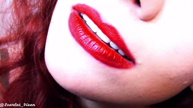 Scarlet Vixen: Executrix Ivy Memberikan Hajat Awak