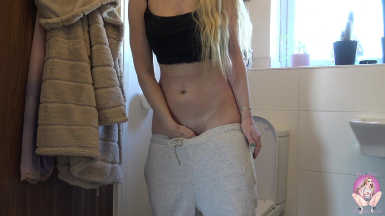 Brea Rose: Povislá džíny