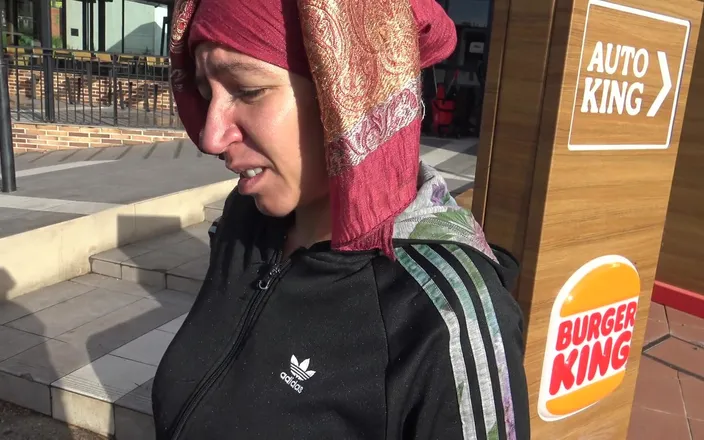 Souzan Halabi: This Muslim Woman Is Hungry! Turkish MILF Gives Me a...