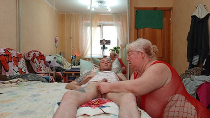 Zona901: 精液に飢えた義母が卵を排出し、濃厚な精液を飲み込む