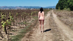 Za Za: Раб Тих гуляет ради удовольствия, хозяин