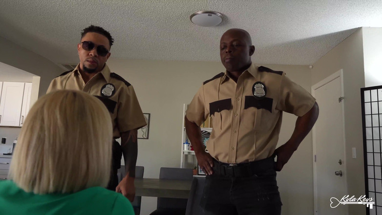 Kyla Keys: Hlučná sousedka