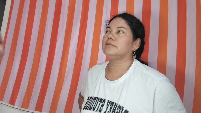 Valkyrieandluigy: Güzel kadınlar gırtlağına kadar alıyor