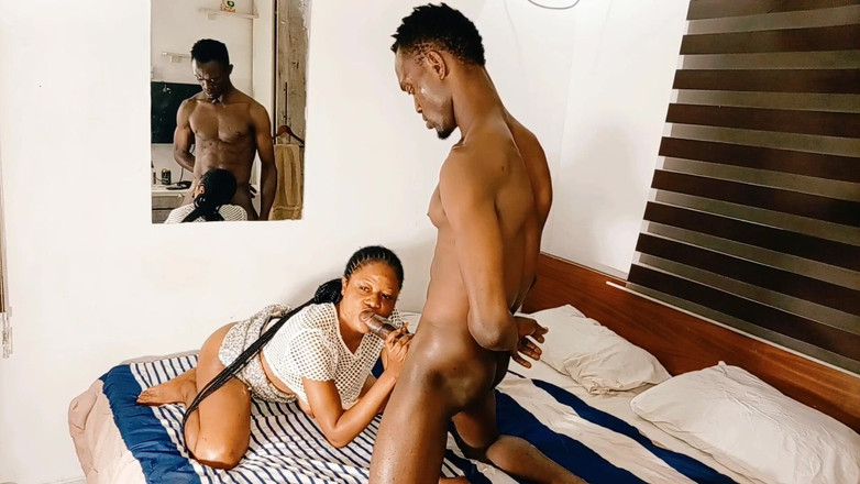 Hunkbashi: Pato, une grosse bite noire perce la chatte fraîche, style...