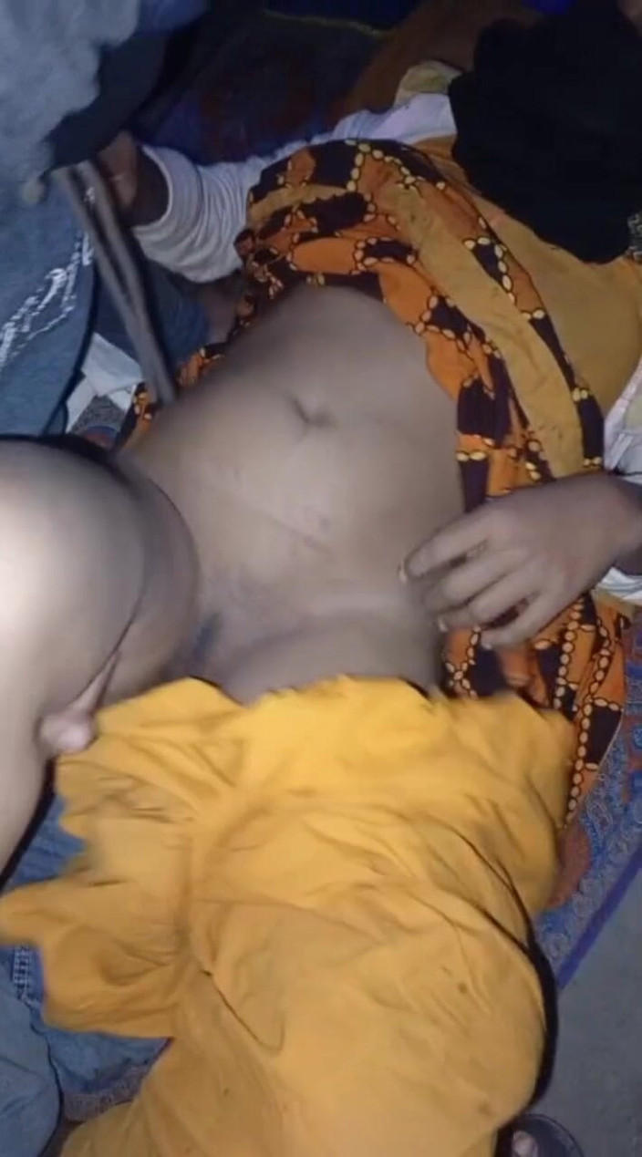 Real Time Enjoy: 겨울 밤에 빈 집에서 의붓여동생을 따먹어