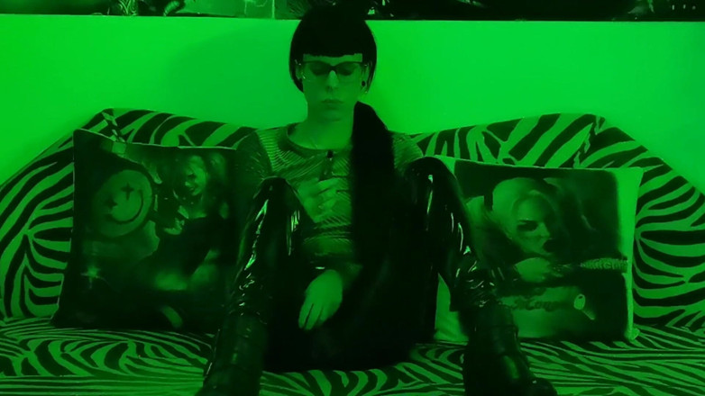 Beth Kinky: 흑인 대물 자지에게 따먹히는 밀프