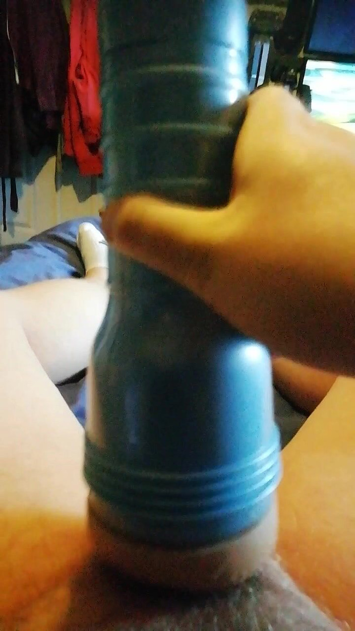 Spysteven: Éjaculation dans Fleshlight