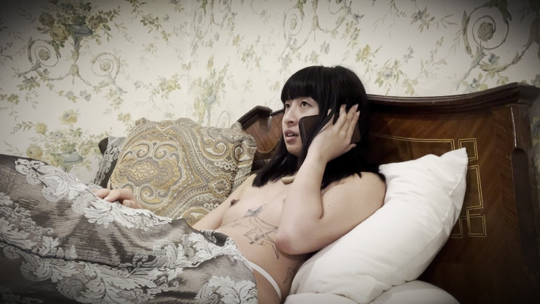 Felicity Azura: Азіатська падчерка-лесбіянка