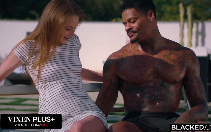 Blacked: Blacked वह हमेशा अपना बड़ा काला चाहती थी लेकिन बहुत शर्मीली थी