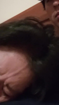 음탕한 죄를 범하는 미시 기독교, 그녀는 나에게 중독되었다