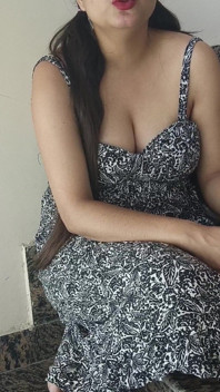 XXX Indian Step Dad & Step Daughter XXX in Hindi XXX