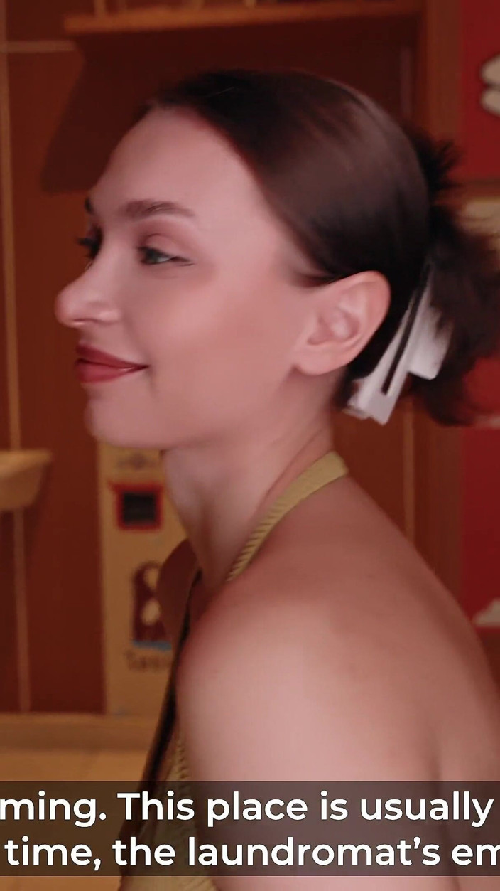 Lily Cute: Sexy cizinec mi nechal kalhotky v prádelně a já jsem...