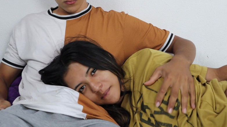 Solo_incognita: Proč nevlastní bratr šuká malou nevlastní sestru do pusy