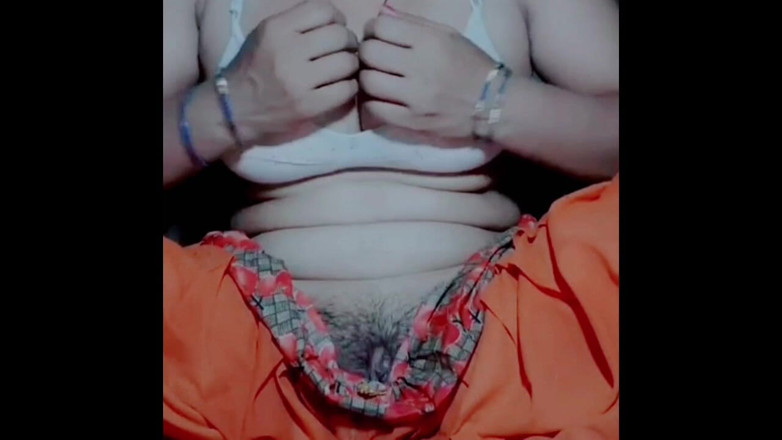 TricolorMusic3: Het desi flicka ensam full njut, heta bröst, sexig tjej,...