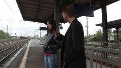 German amateur - 100% German hardcore videos: Hnědovlasá milfka je vyzvednuta a tvrdě ošukána