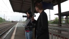 German amateur - 100% German hardcore videos: Hnědovlasá milfka je vyzvednuta a tvrdě ošukána