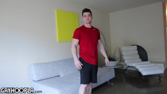 Gay Hoopla: Wrestler Turned Kulturista, Collin Simpson, Honí jeho velký penis