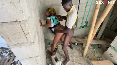 XBLACKHUB: मैंने एक पूर्ण इमारत में रियल एस्टेट एजेंट को चोदा