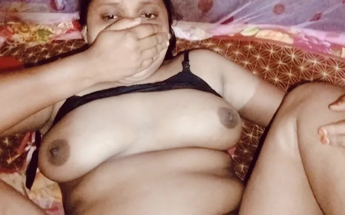 Bd-Hot-Couple: Bangladeshi Girlfriend Sex Video