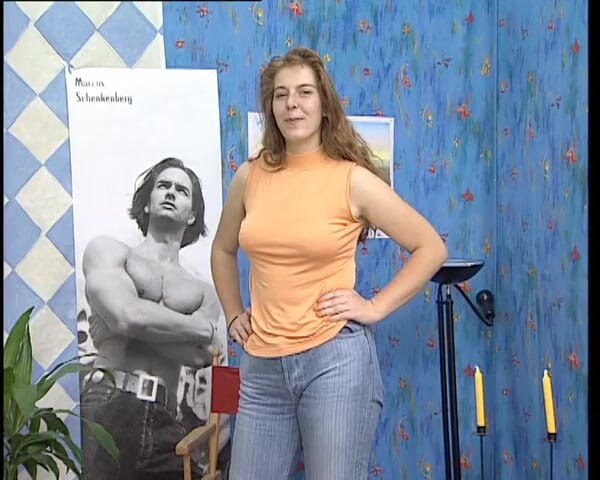 YOUR FIRST PORN: 2 utangaç kız derlemesi 2 softclip