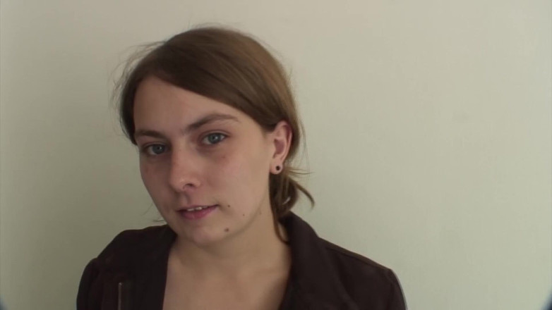 German amateur couples: Сексуальна на вигляд красуня з Німеччини вперше радує член у відео від першої особи