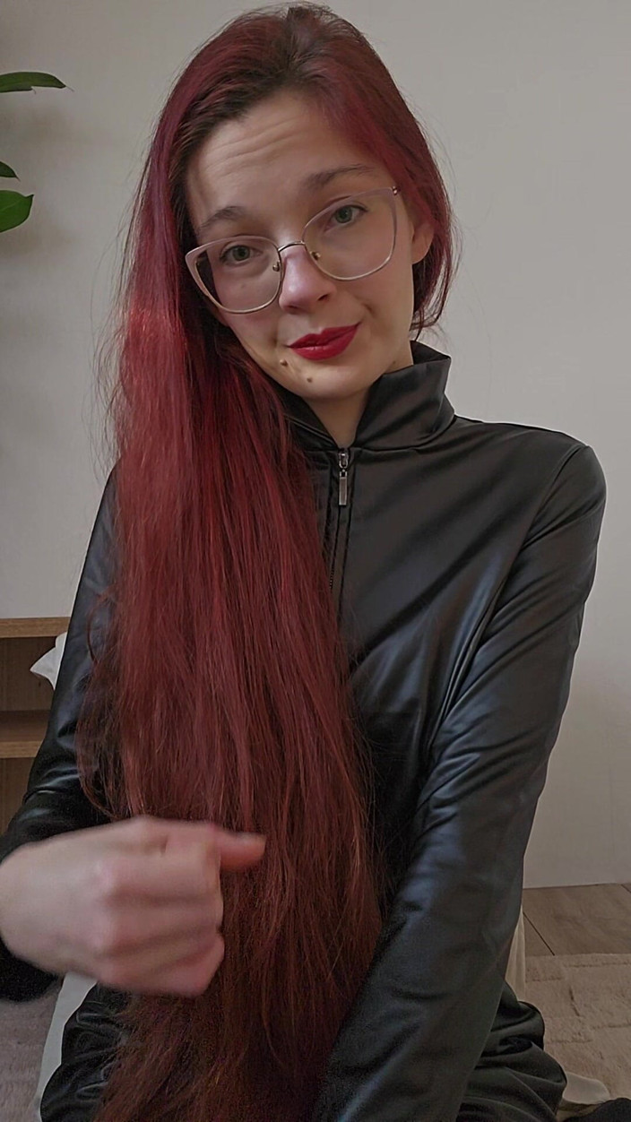 petitesubkitten: Instrucțiuni de masturbare engleză strictă și CEI - Stăpâna îți comandă să te...