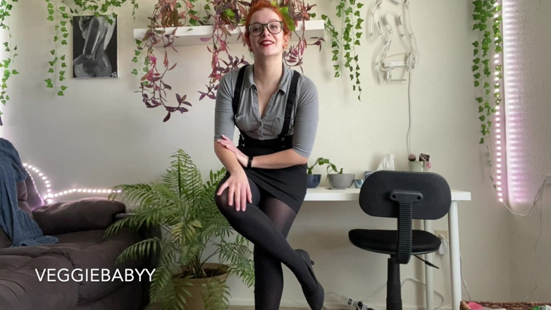 Veggiebabyy: Femdom Boss Pantyhose JOI and Cum Denial