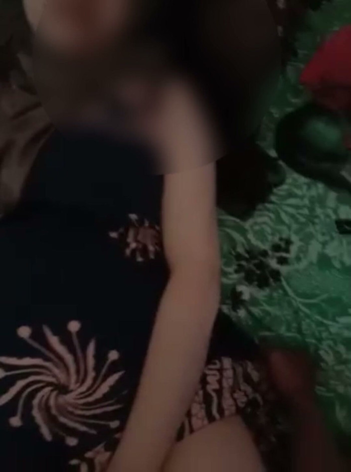Famly sex: The Sighs of the Village Girl in Hijab Are Very...