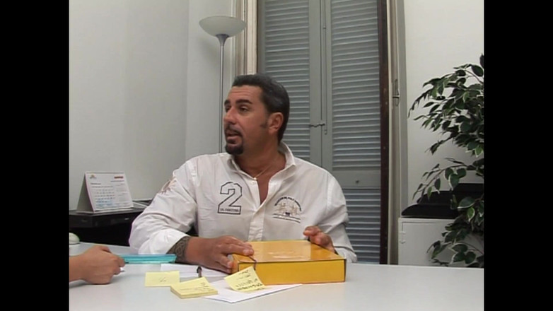 Xtime Network: Молодую грудастую замужнюю девушку с волосатой киской трахнул и кончил в рот огромный член в любительском видео