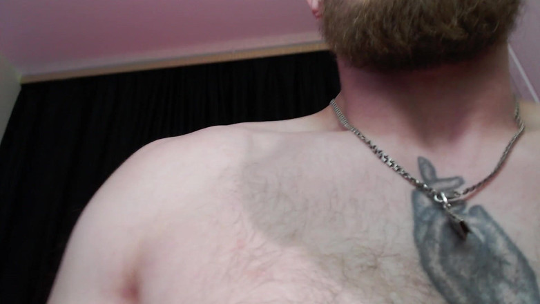 Hunky time: Un Alpha Poilu Et Ses Zones Moites Poilues.