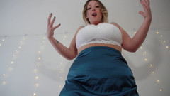 Sasha Curves: Uległa dziewczyna zwróciła się do giganta