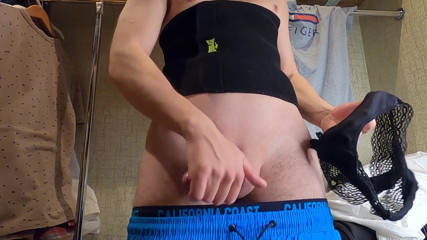 Salvador Grant: After sparring I decided to relax and jerk off my...