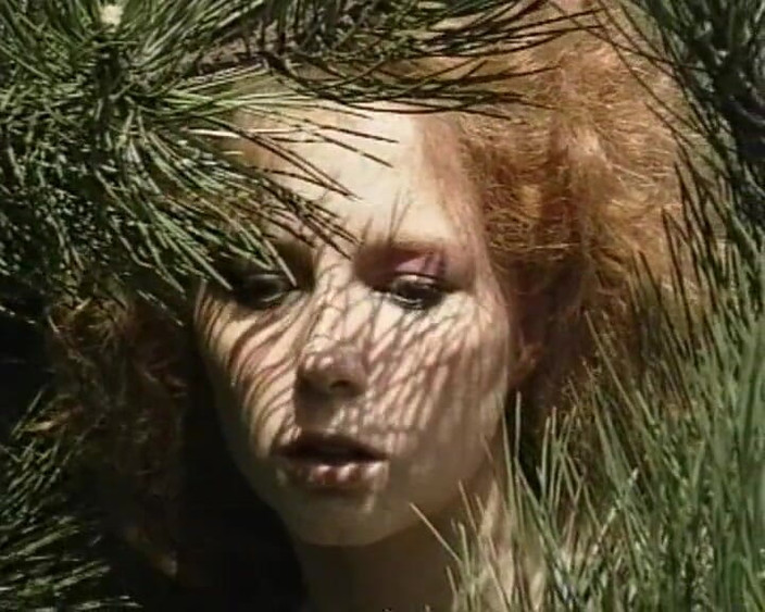 90s Vintage Taboo: Шлюшка долбит член глубоко 4