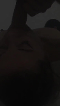 アシュリーの新しく発見されたfacefuck映像!