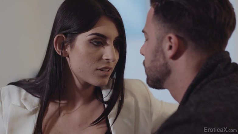Erotica X: Von der abschlussballkönigin zu femme fatale - EroticaX