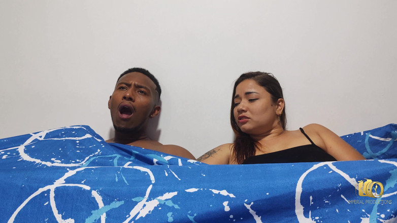 Rioc69: Rioc Y Su Madrastra Linda Clauss Estaban Viendo Una Pelicula...