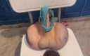 Milf Sex Queen: Stiefmutter erwischt ihren stiefsohn mit ihren hosen und benutzt ihn
