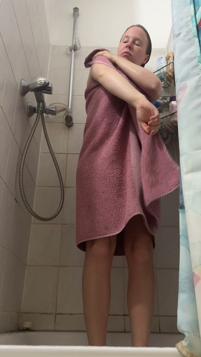 SweetLucy96: Gosto de ser massageada entre as pernas