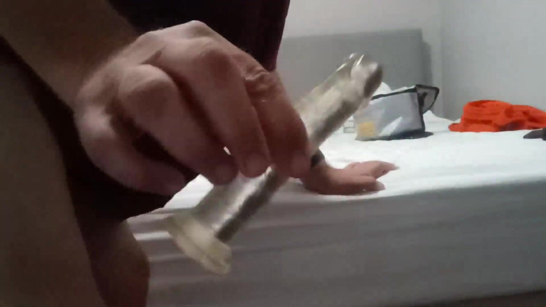 BJ Me: Sissy Cage și un mic decalaj