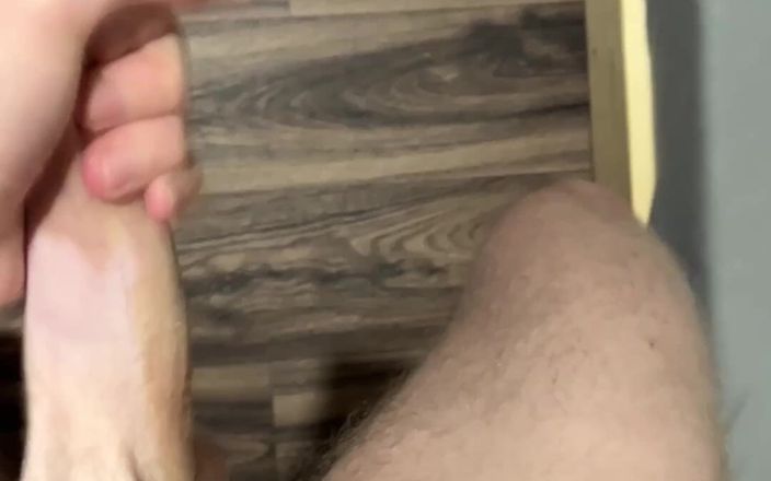 Johnny69227: Twink met grote lul hardcore masturbatie