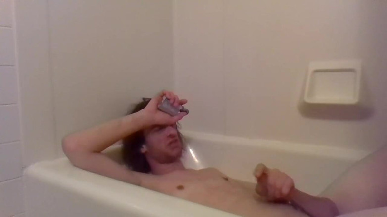 LilTaste: Lbn si masturvlogging circa i miei kinks etc mentre pipì;...