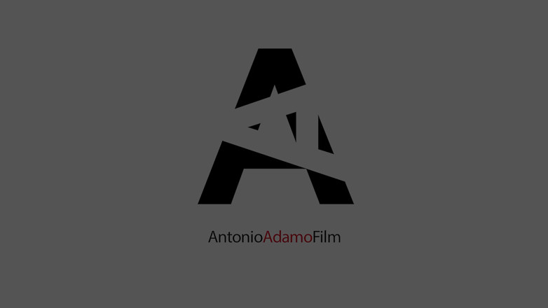 Antonio Adamo Film: Blondynka, która zawsze mówi tak, od tyłu