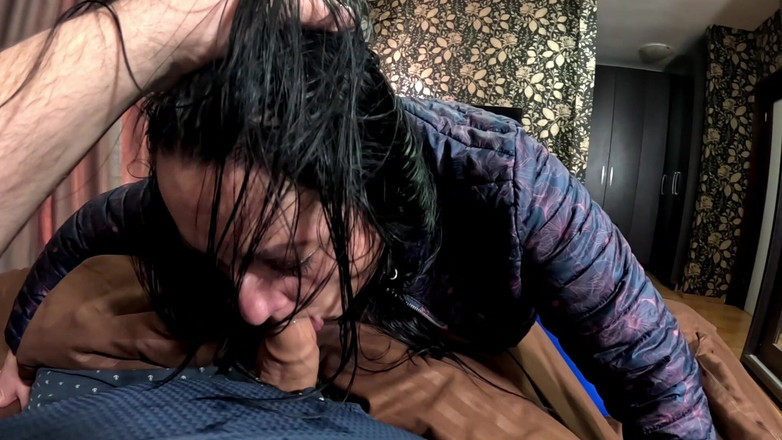 MilfyCalla: 파란 가죽 카멜토와 다운재킷 페티쉬 조잡한 오럴, 침 놀이와 옷에 사정